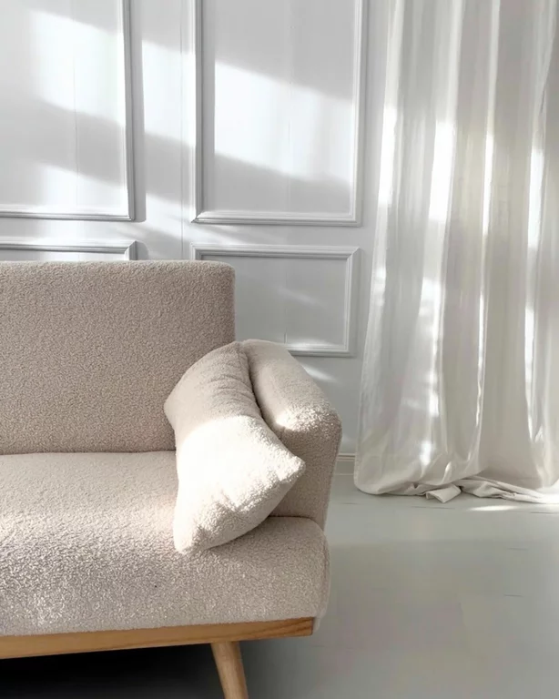 Helles Fotostudio für Familienfotografie und natürliche Portraits bei Berlin